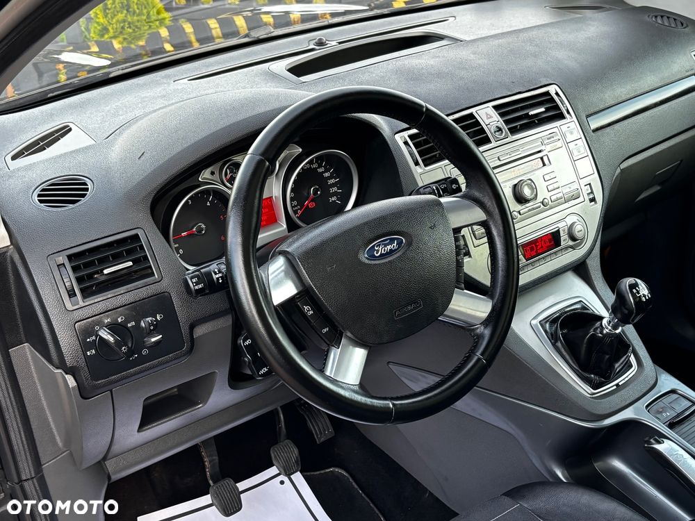 Ford Kuga 2.0 TDCi 4x4 Trend - 22