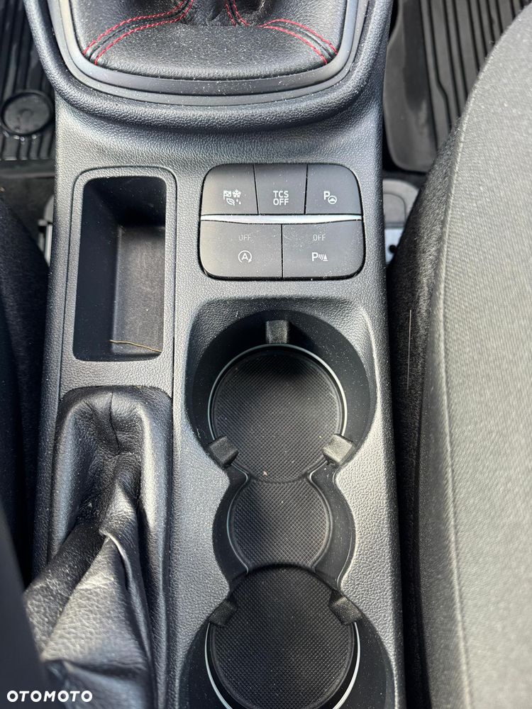 Ford Fiesta 1.0 EcoBoost S&S ST-LINE - 21