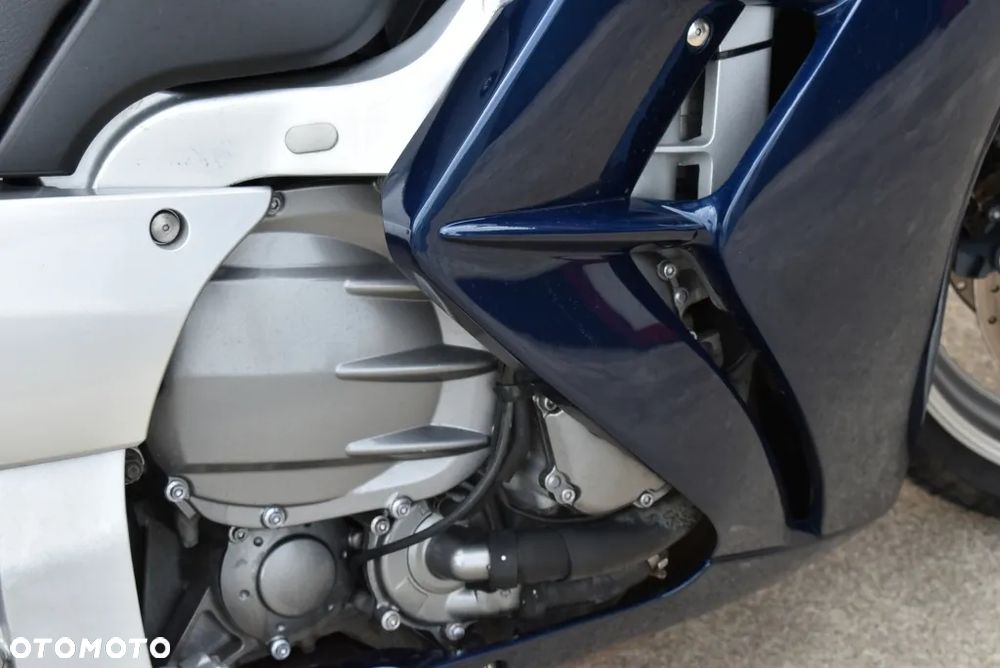 Yamaha FJR - 35