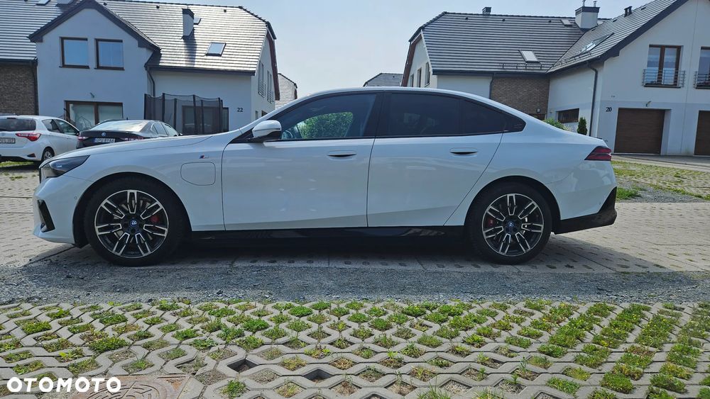 BMW Seria 5 530e PHEV M Sport - 8