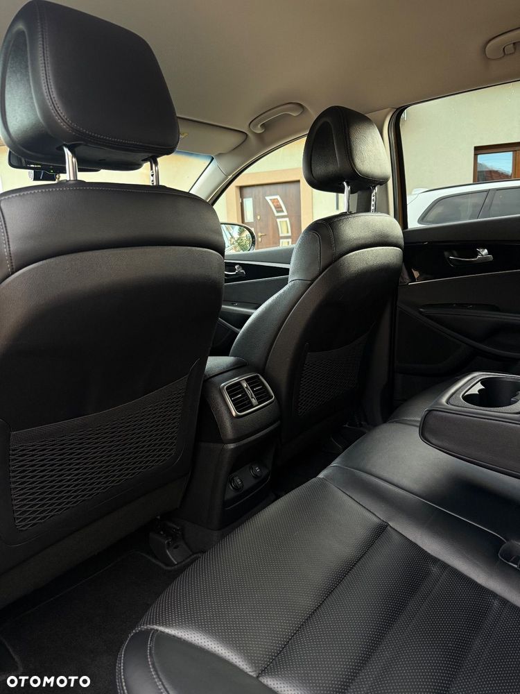 Kia Sorento - 28