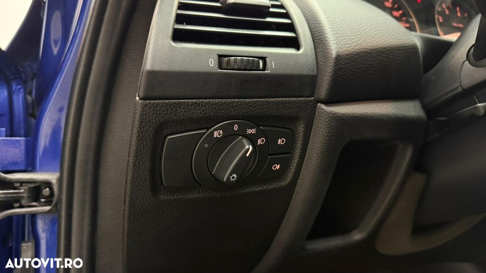 BMW Seria 1 118i Aut. - 22