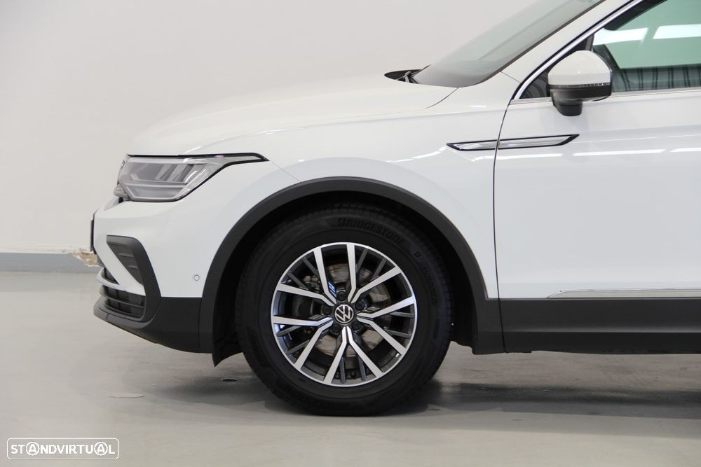 VW Tiguan 2.0 TDI Life DSG - 3