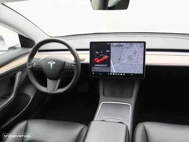 Tesla Model 3 Standard Range Plus RWD - 3