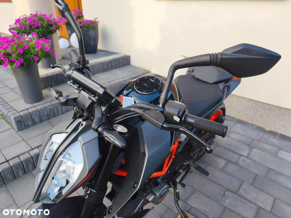 KTM Duke - 21