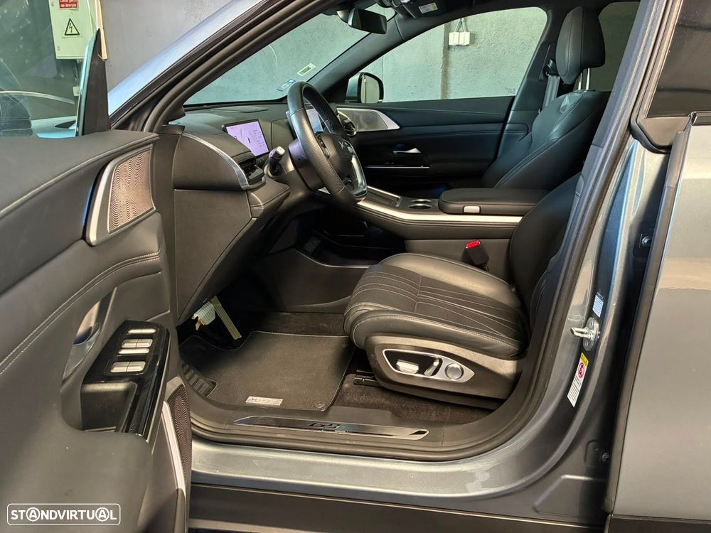 Xpeng G9 78.2 kWh Standard Range - 21