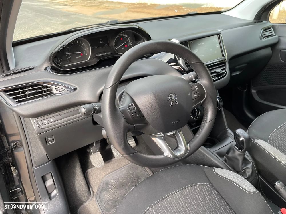 Peugeot 208 1.2 PureTech Active - 14