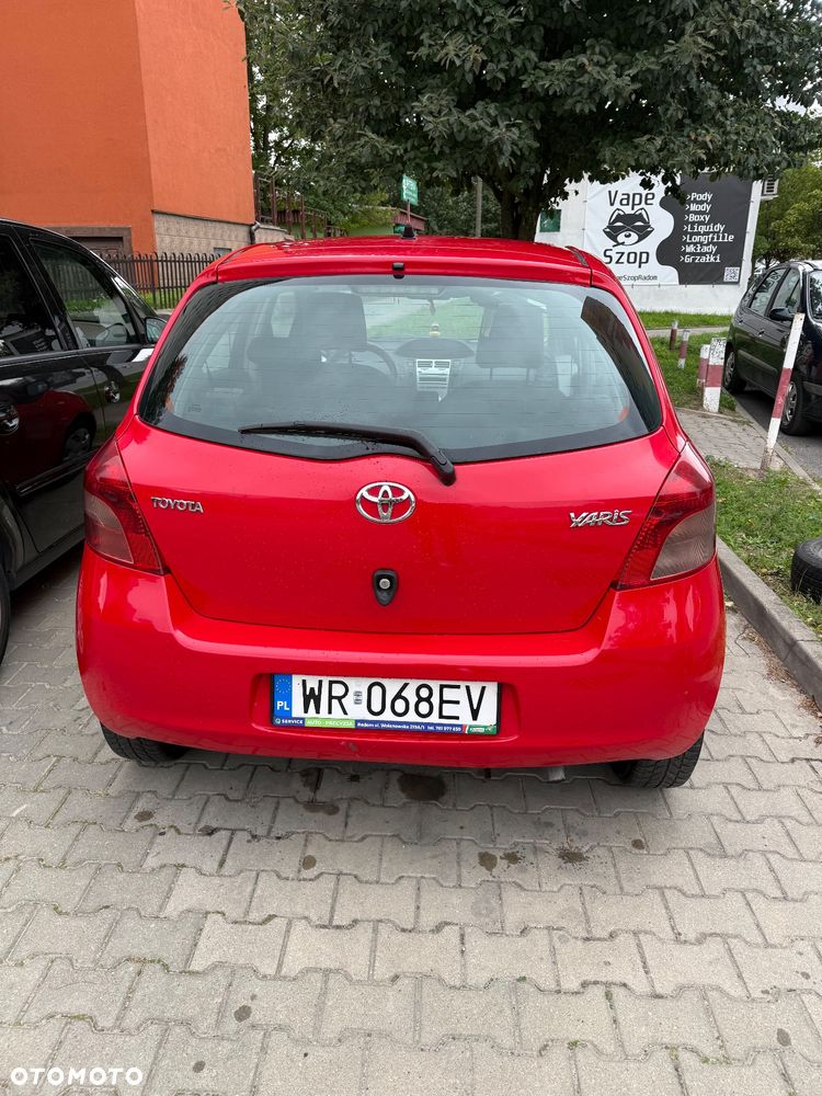 Toyota Yaris 1.3 Luna - 1