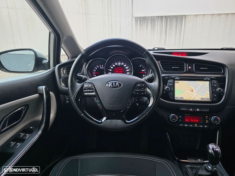 Kia Ceed SW 1.6 CRDi TX Sport - 37