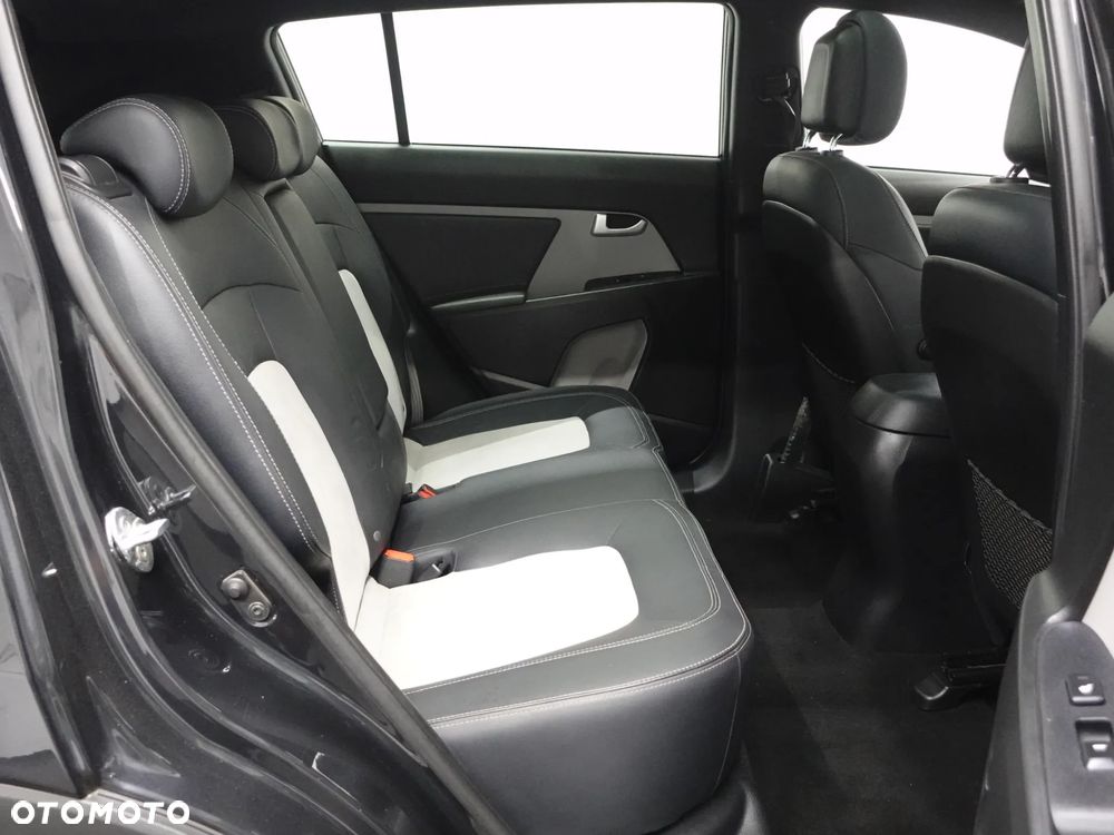 Kia Sportage - 24