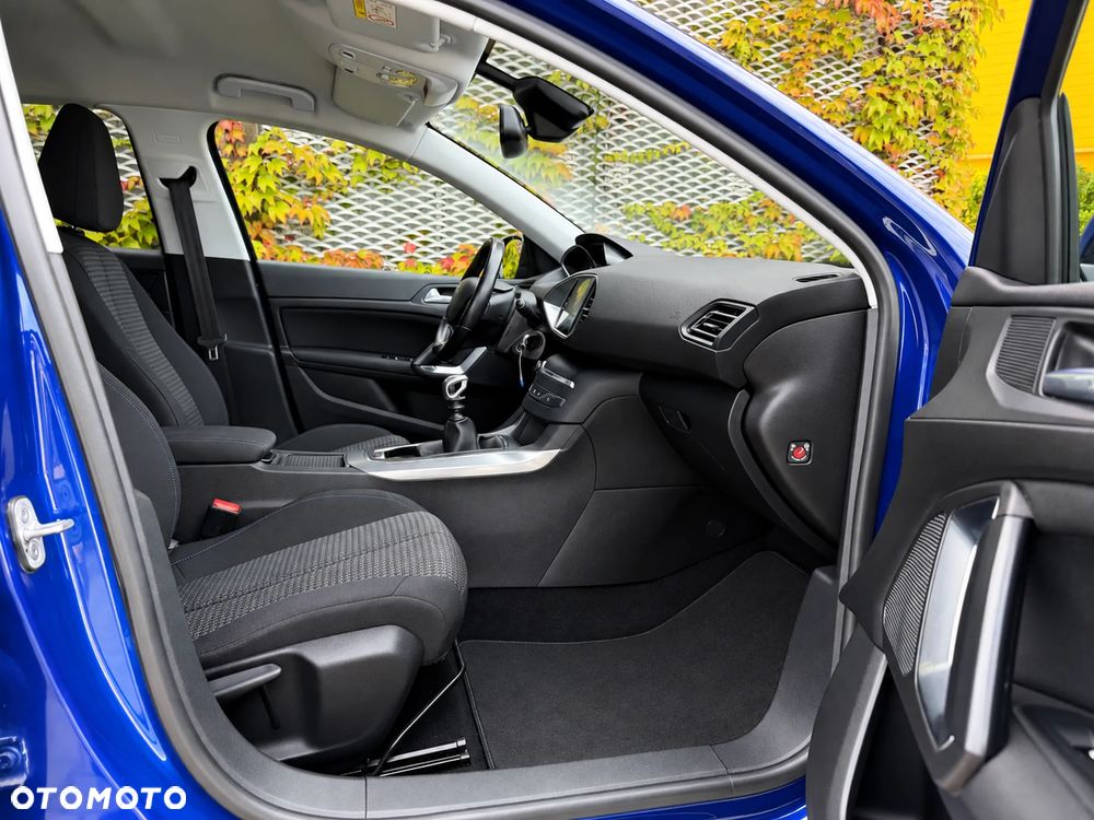 Peugeot 308 1.2 PureTech Active S&S - 9