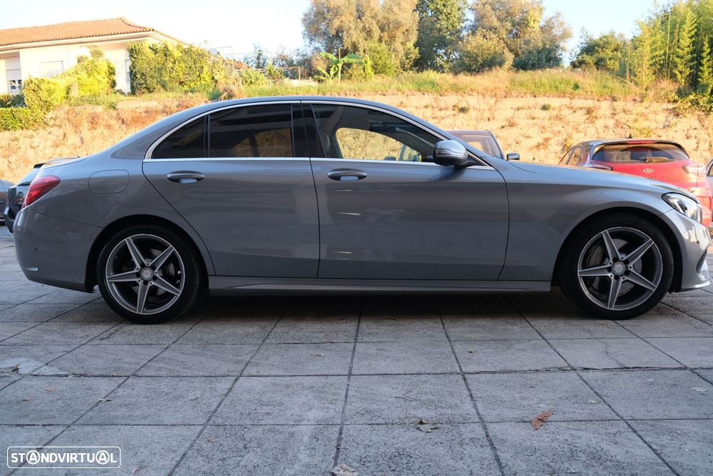 Mercedes-Benz C 300 h AMG Line - 29