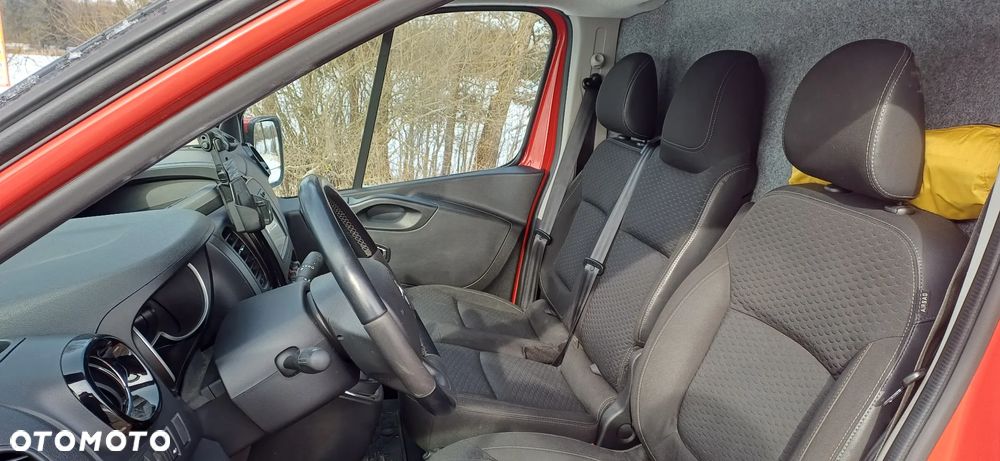 Opel Vivaro - 13