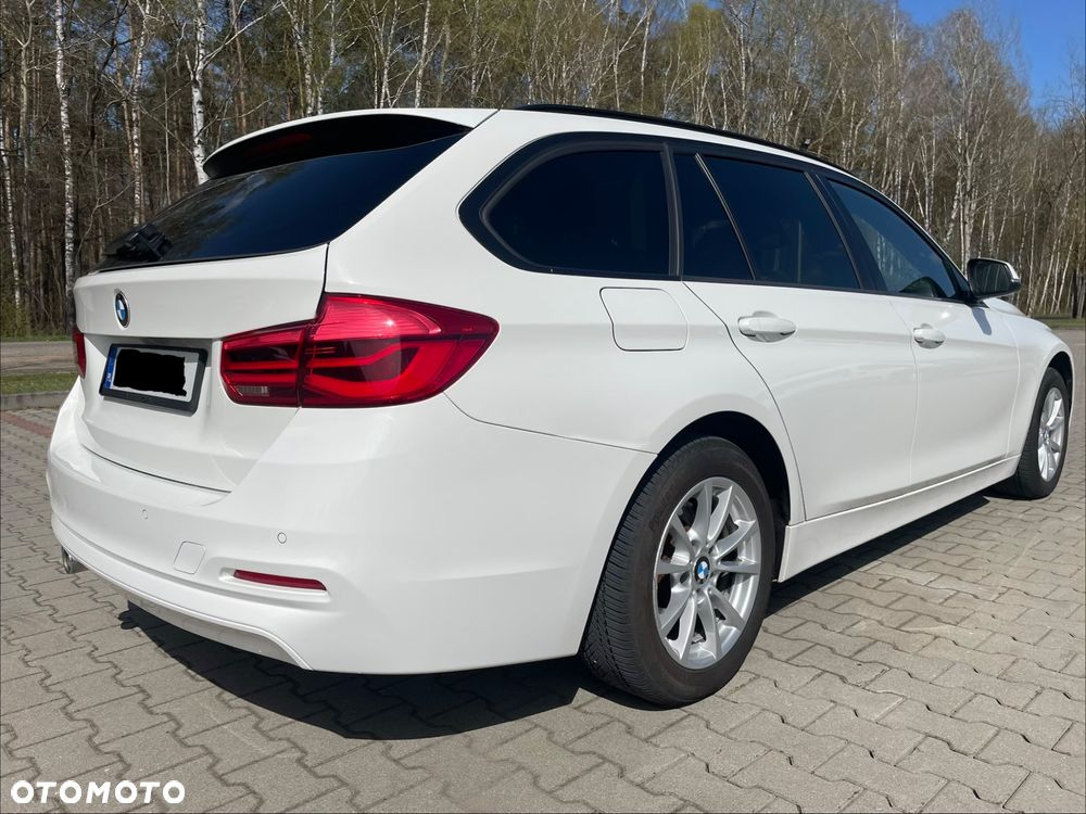 BMW Seria 3 320d Edition Luxury Line Purity - 8