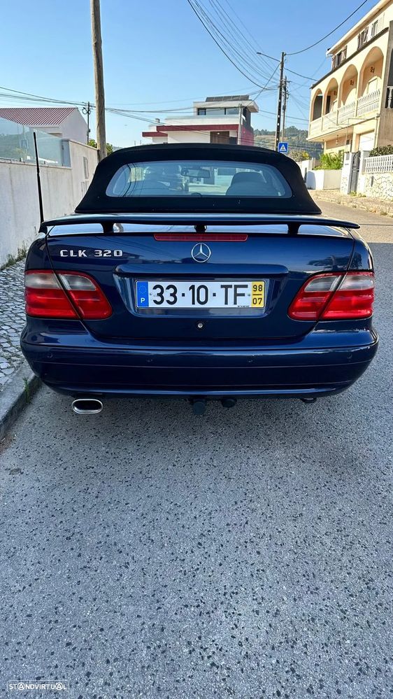 Mercedes-Benz CLK 320 - 4