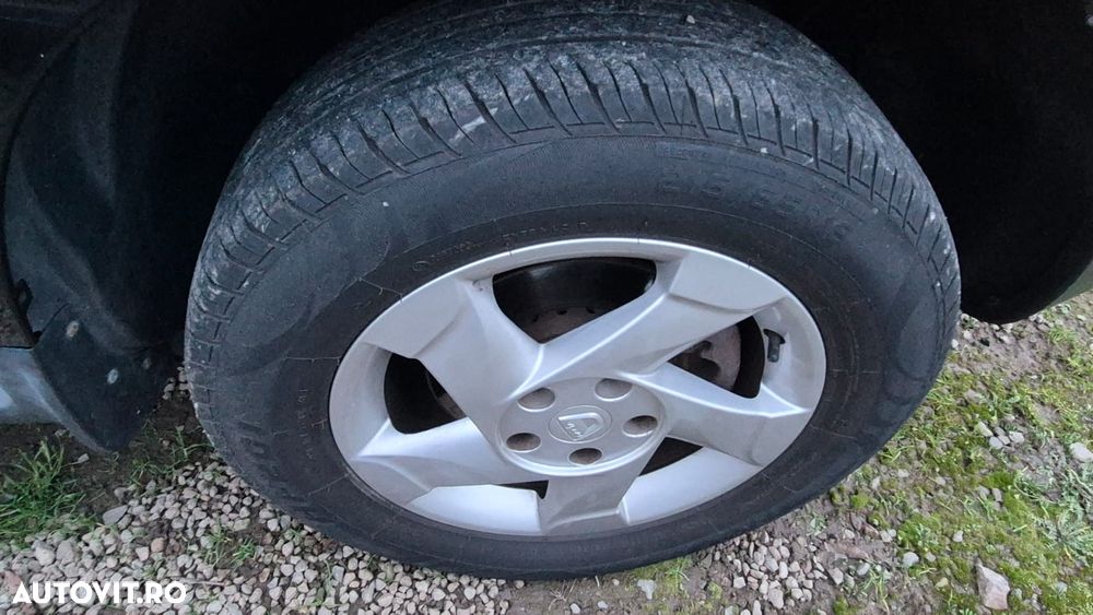 Dacia Duster dCi 110 FAP 4x2 Laureate - 17