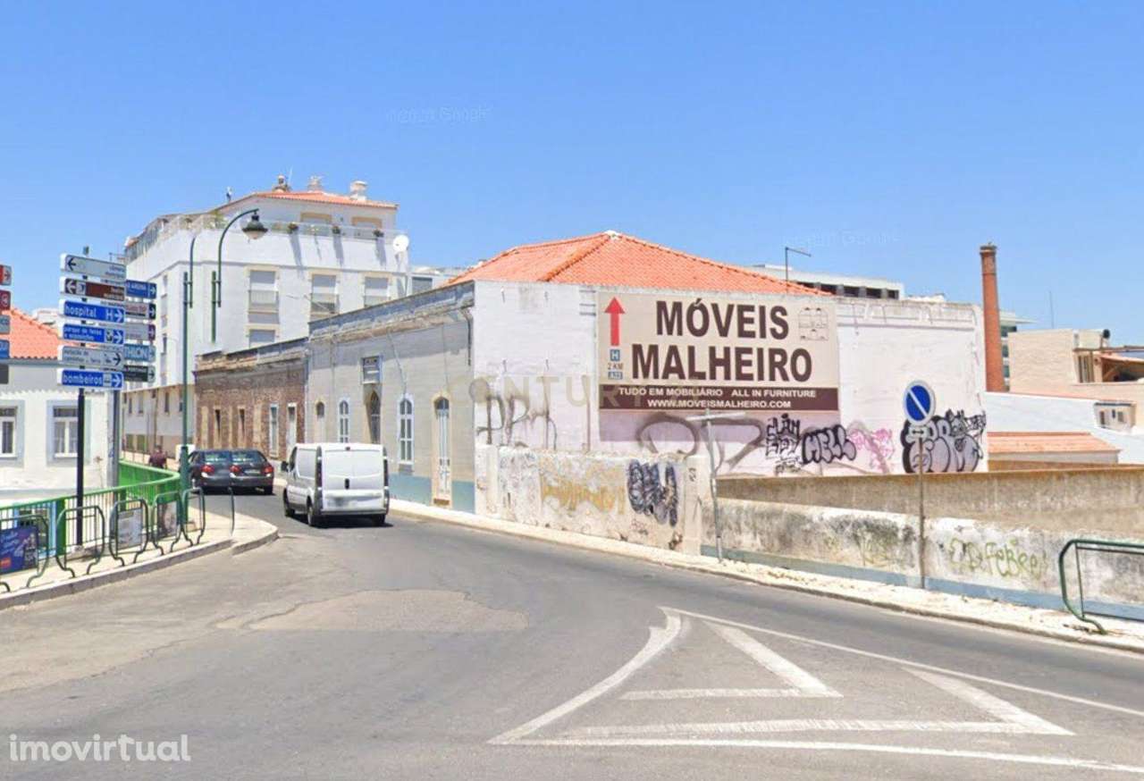 Prédio em Portimão, vista rio Arade, Algarve - Grande imagem: 2/7