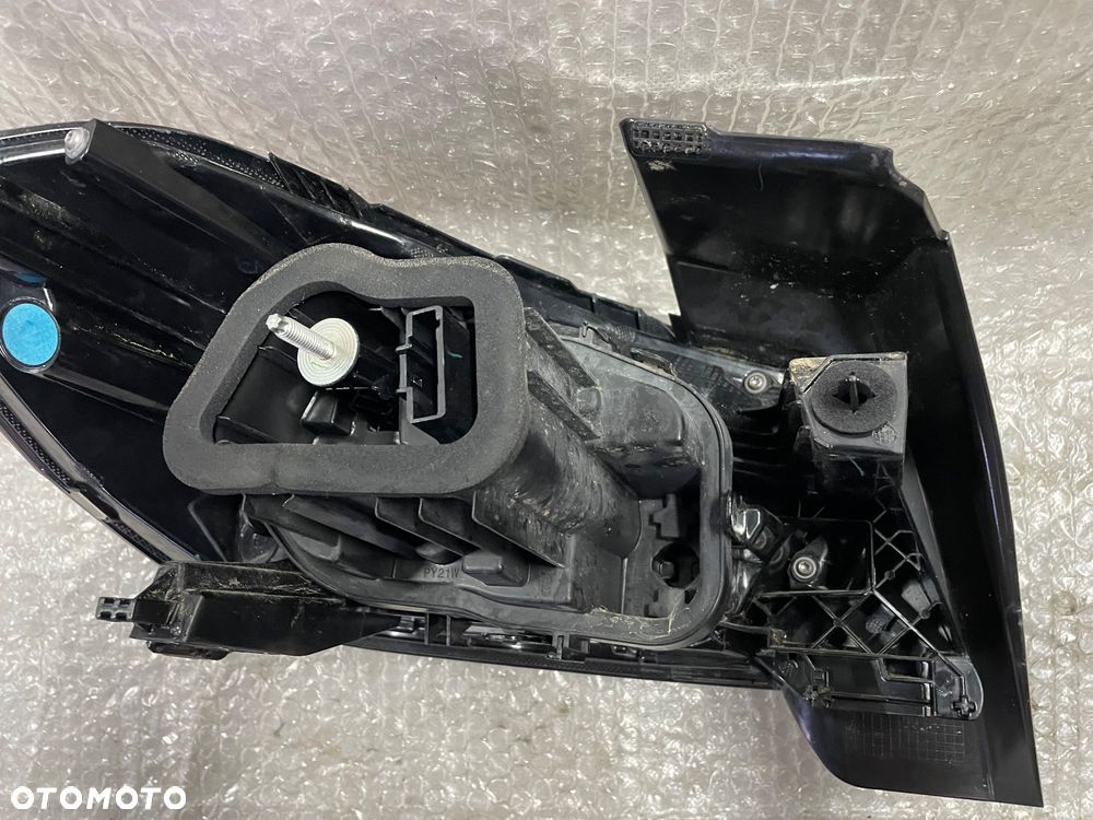 LAMPA TYŁ PRAWA OPEL CORSA F LED 90194153 39162664 9829317280 - 14