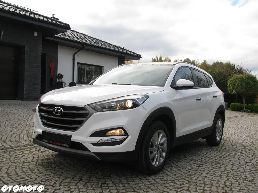 Hyundai Tucson 1.6 GDI BlueDrive Style 2WD - 36