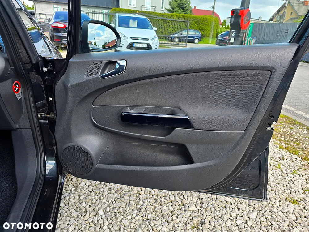 Opel Corsa 1.3 CDTI Cosmo - 19