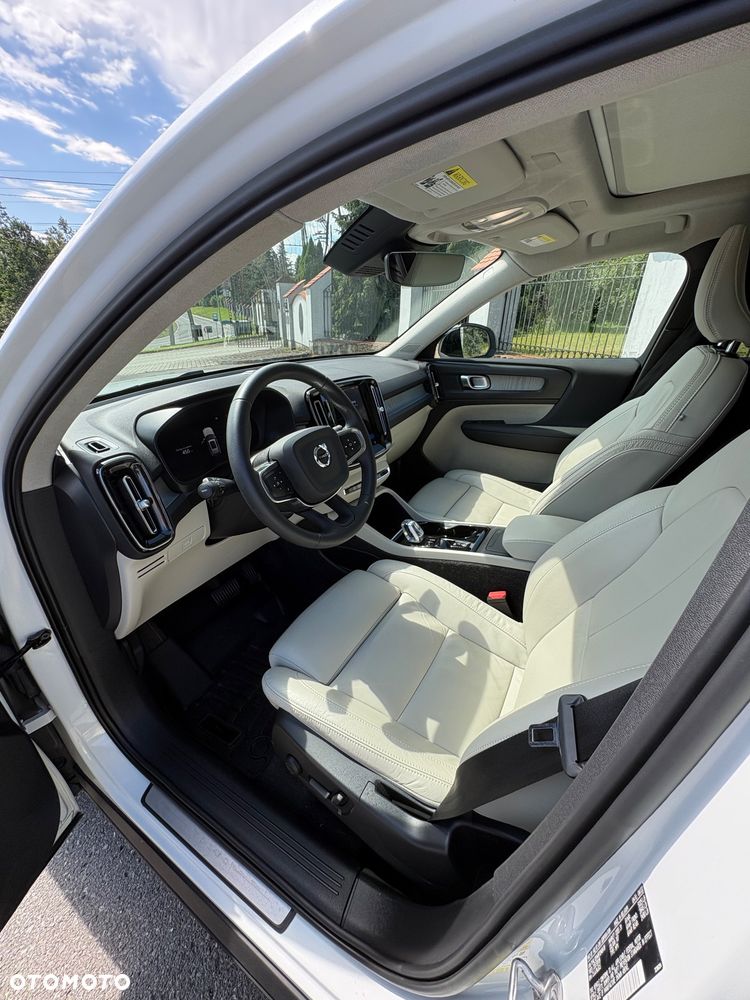 Volvo XC 40 B5 AWD Ultimate Dark - 13