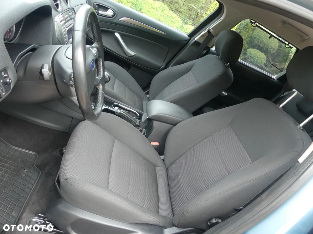 Ford Mondeo 2.0 Viva Titanium - 18