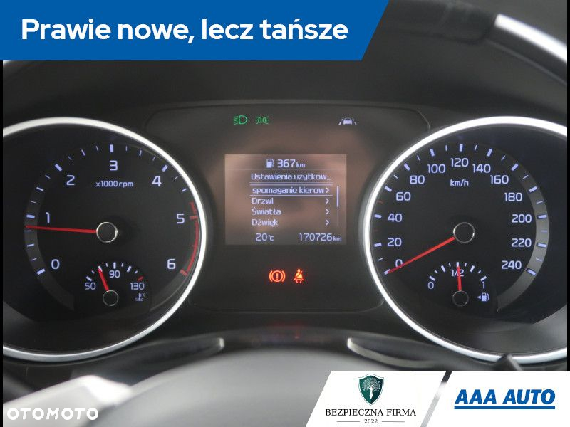 Kia Ceed - 12