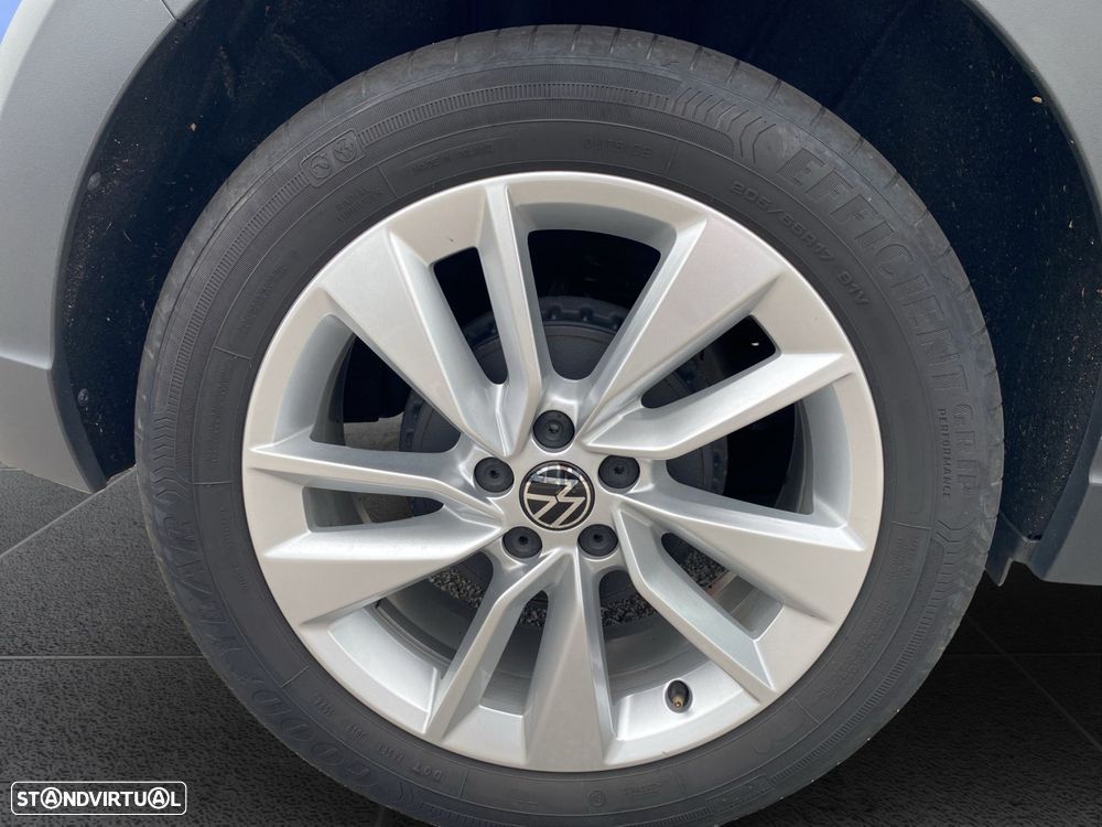 VW Taigo 1.0 TSI Urban - 14