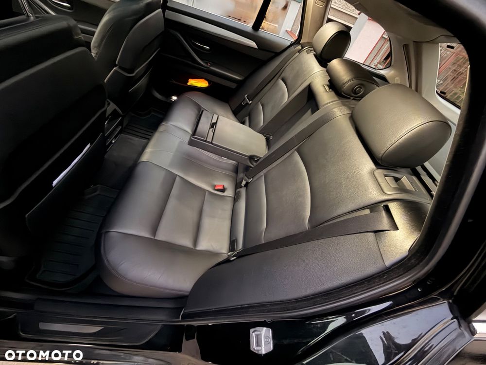 BMW Seria 5 530d xDrive Luxury Line - 19