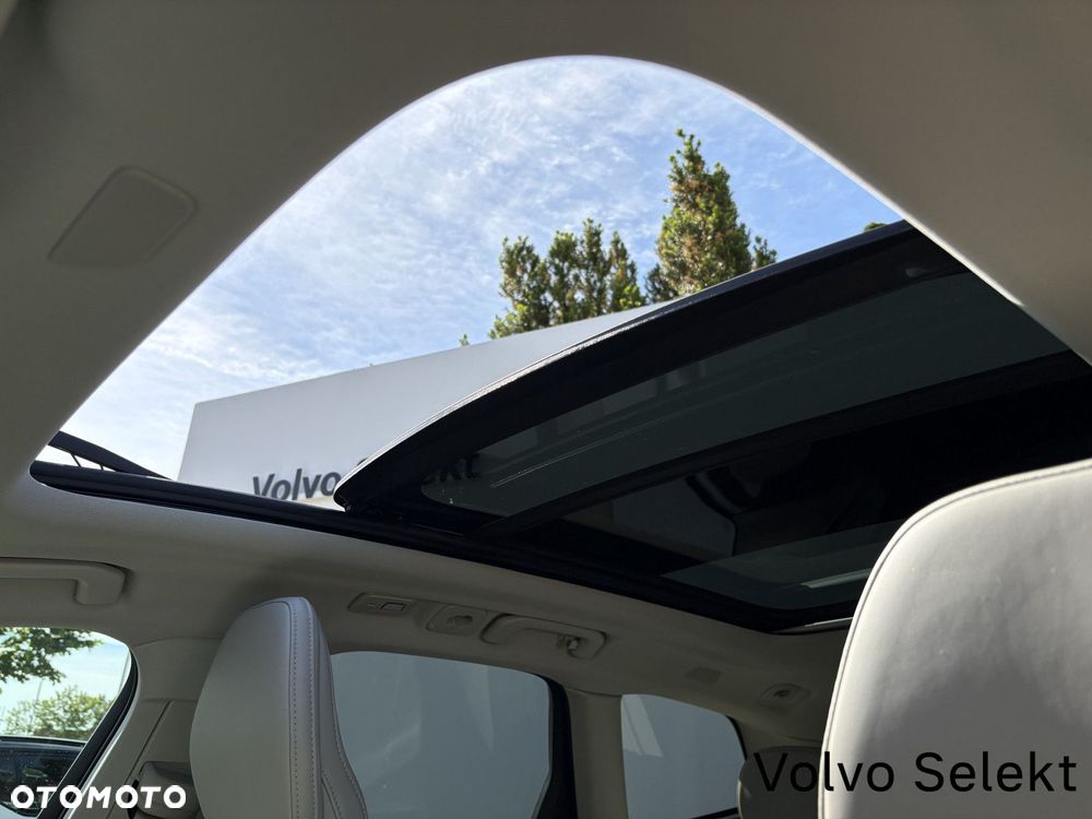 Volvo XC 60 - 25