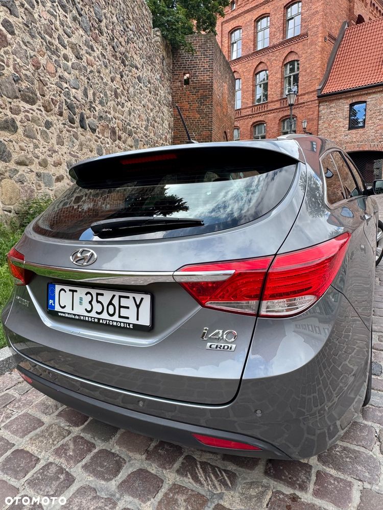 Hyundai i40 i40cw 1.7 CRDi Automatik Fifa World Cup Edition Gold - 21
