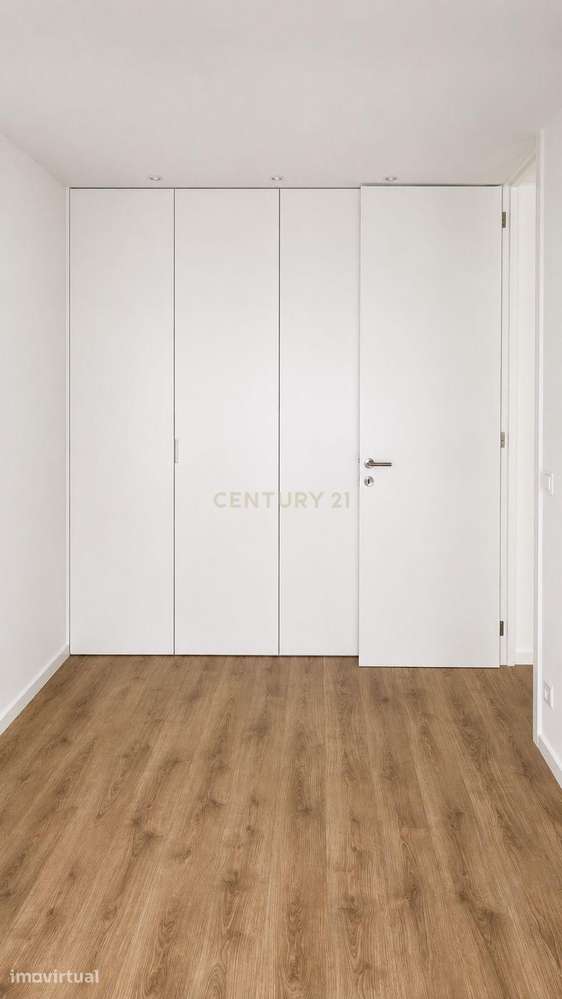 T1 com garagem e elevador no Centro de Braga | Oportunidade - Grande imagem: 5/13
