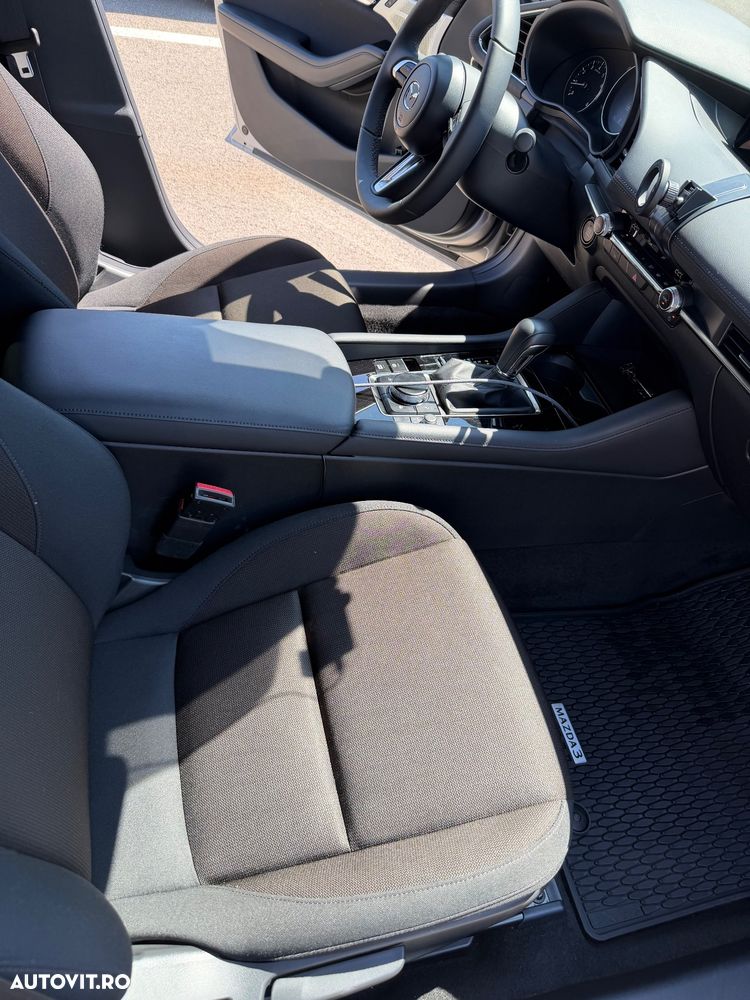 Mazda 3 e-SKYACTIV-G 150 M HYBRID DRIVE EXCLUSIVE-LINE - 31