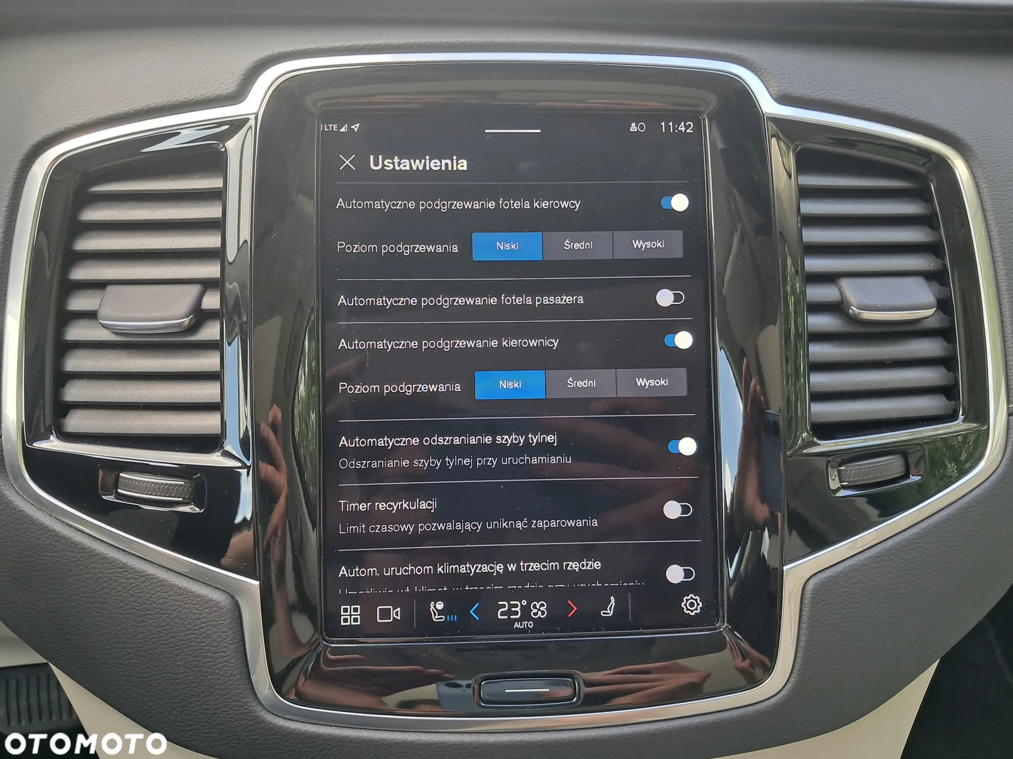 Volvo XC 90 - 32