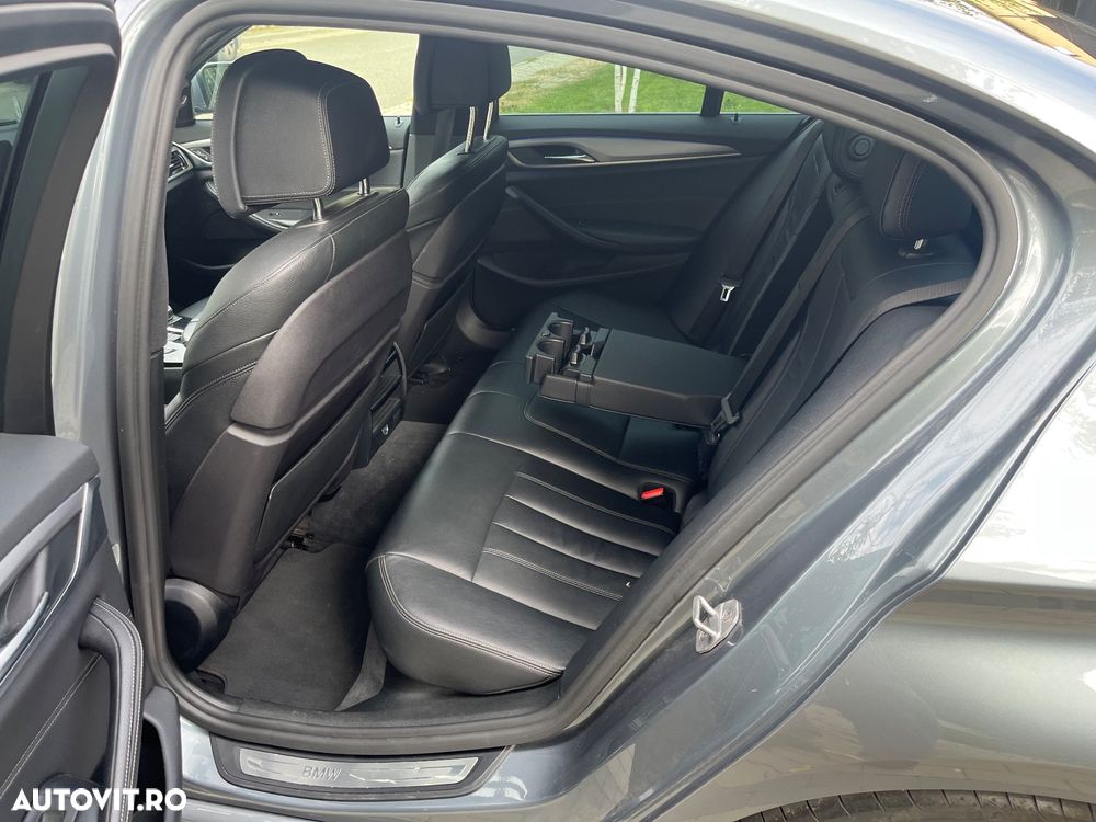 BMW Seria 5 520d AT - 8