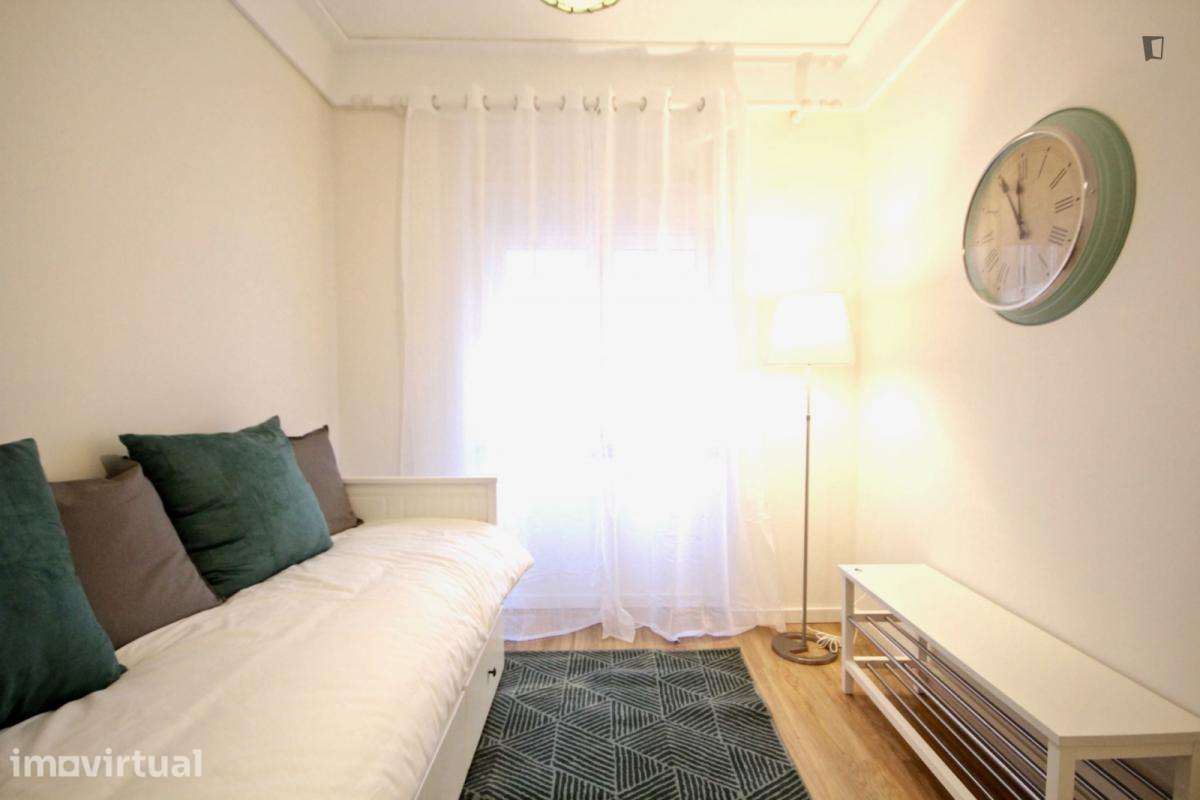 Apartamento com 2 quartos - localizado em Marquês de Pombal Lisbon - Grande imagem: 3/35