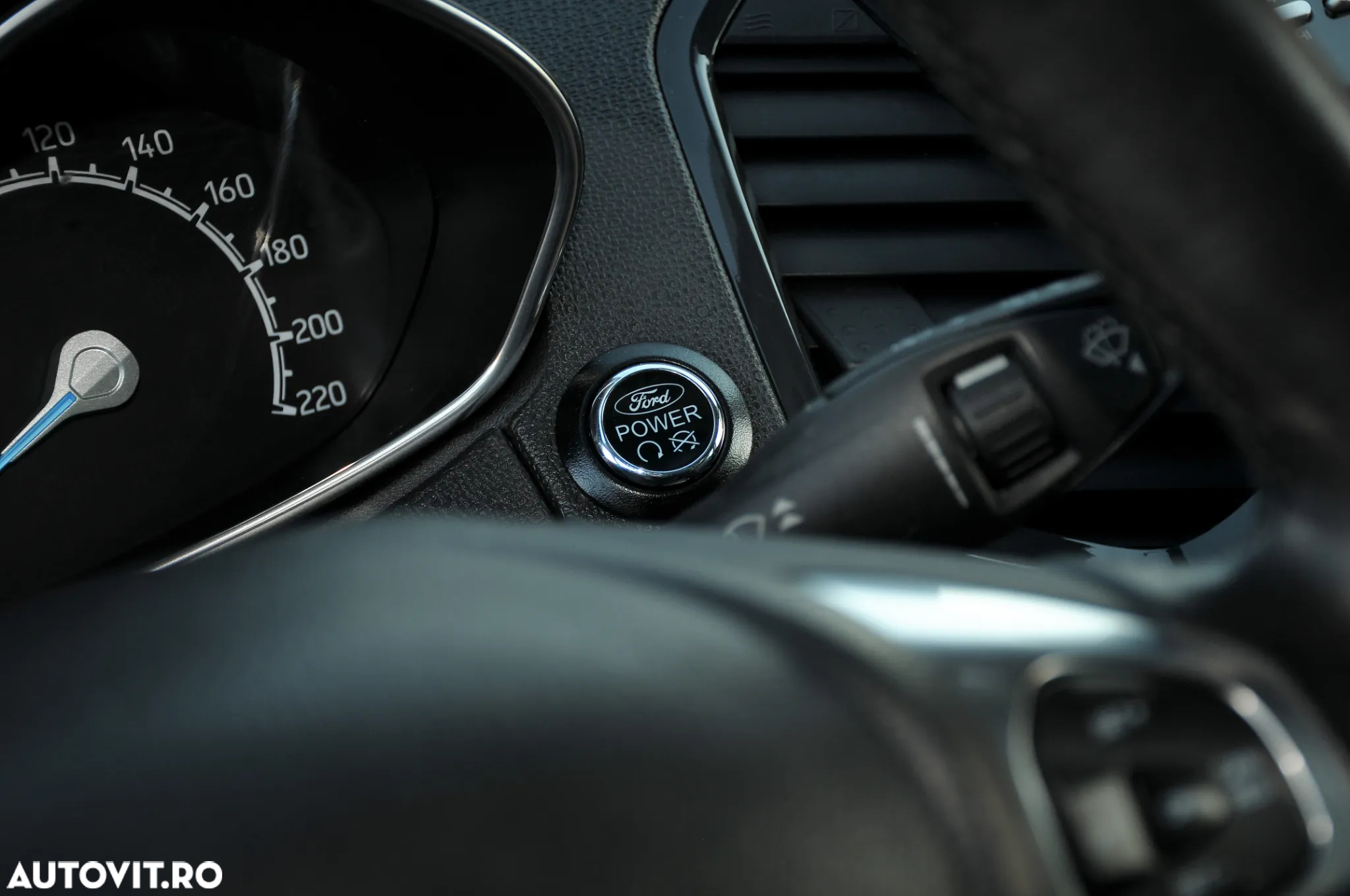 Ford EcoSport 1.0 EcoBoost Titanium - 19