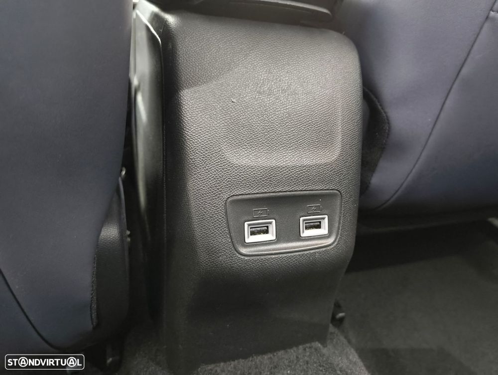 Peugeot 2008 1.2 PureTech Allure - 20