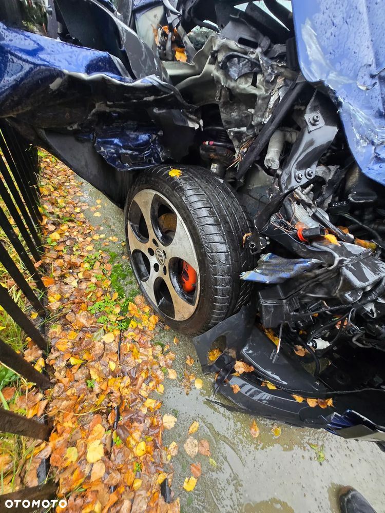 Volkswagen Golf VI 2.0 TDI GTD - 8