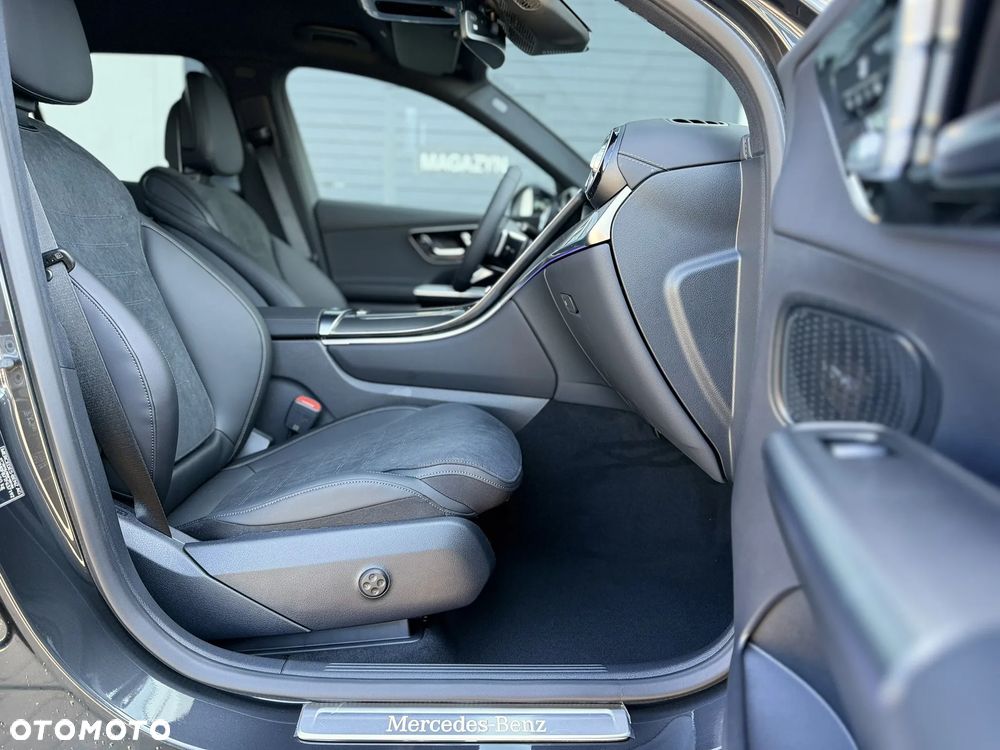 Mercedes-Benz GLC - 24