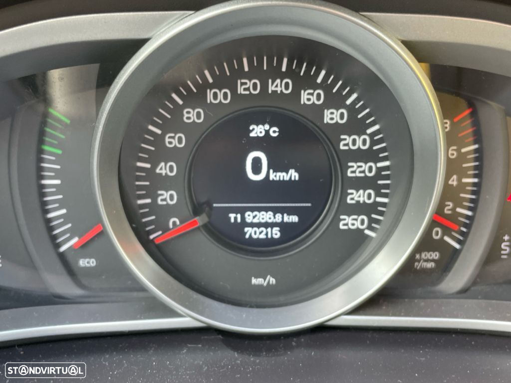 Volvo V40 1.5 T3 Sport Edition Geartronic - 3