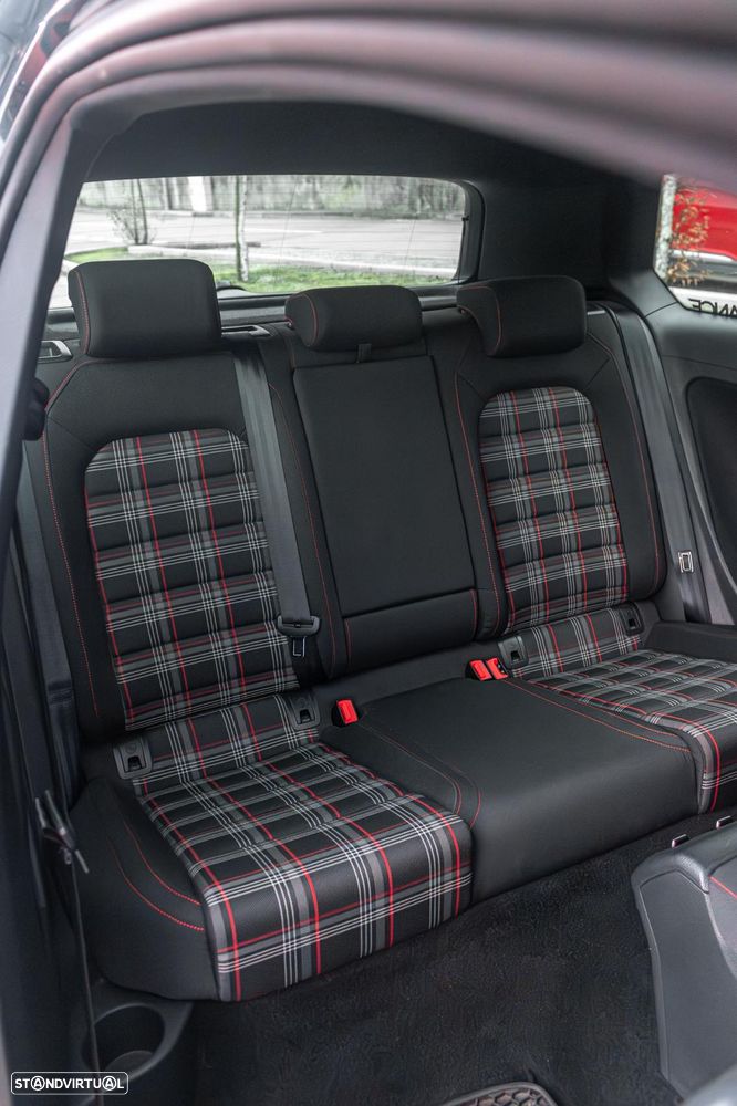 VW Golf GTI Performance BlueMotion - 6