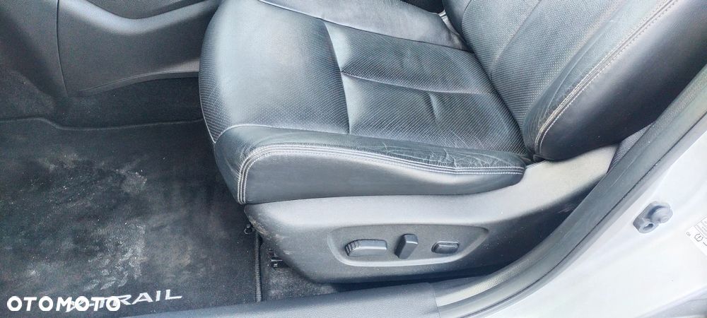 Nissan X-Trail 1.6 DCi ALL-MODE 4x4i Tekna - 22