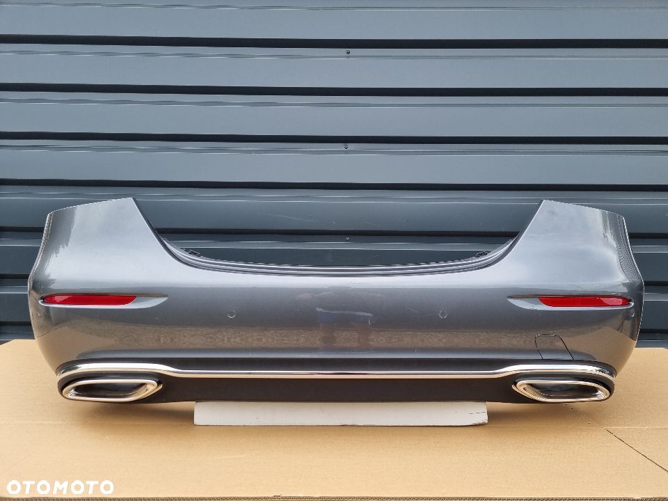 Mercedes E Klasa W213 Lift Sedan 2020- zderzak tył oryginał MD270 - 1