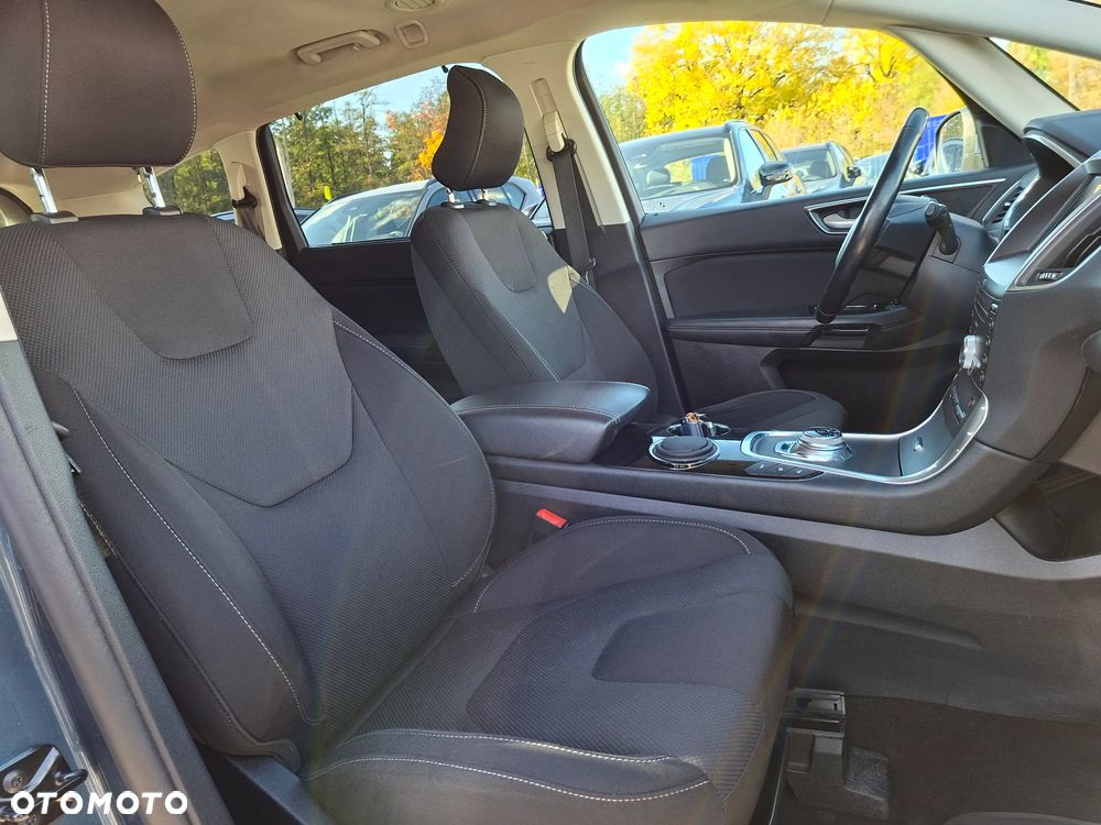 Ford S-Max 2.0 EcoBlue Titanium - 15