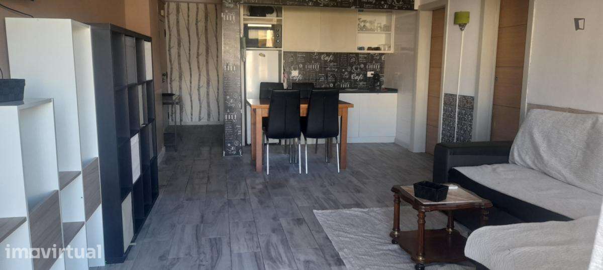 Apartamento com 2 quartos - localizado em Portimao - Grande imagem: 4/19