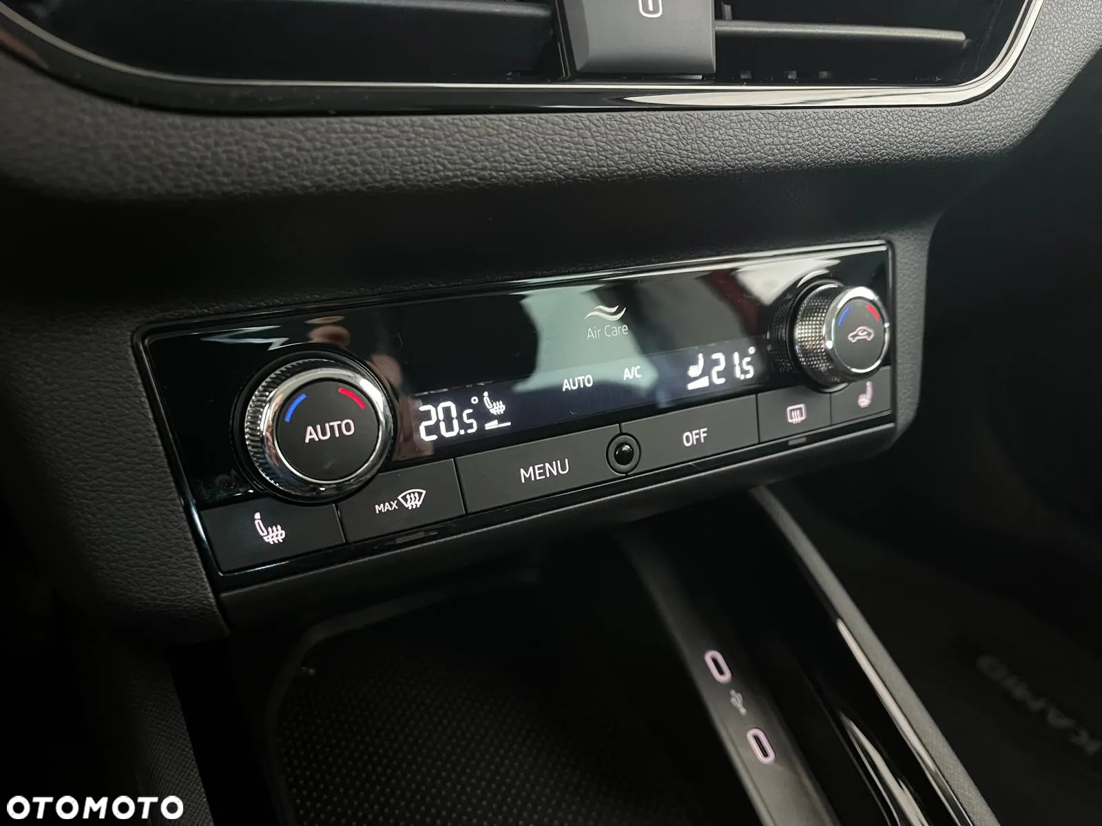 Skoda Kamiq 1.0 TSI Ambition DSG - 32