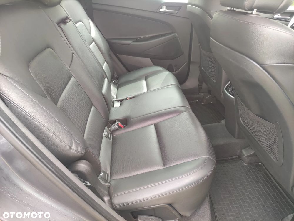 Hyundai Tucson 2.0 CRDI Premium 4WD - 11