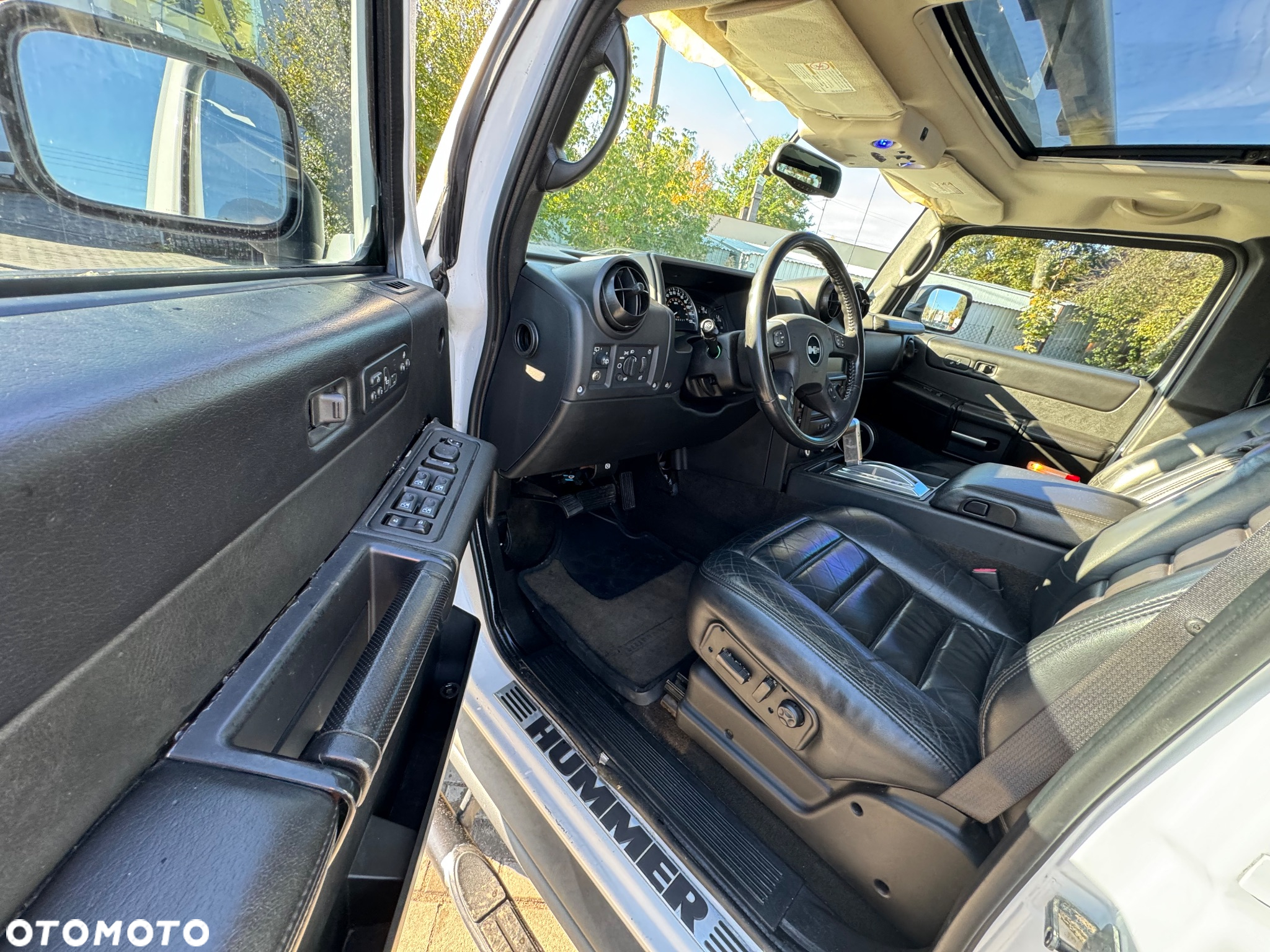Hummer H2 6.0 V8 - 17