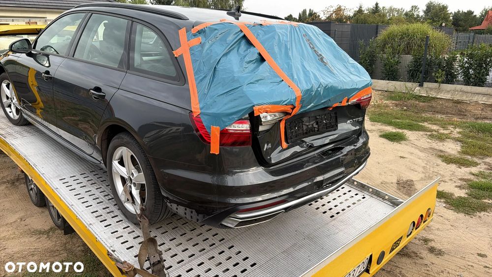 Audi A4 Avant 40 TFSI S tronic - 16